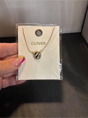 Clover Gold-Tone Round Pendant Necklace with Patterned Inlay - Gold